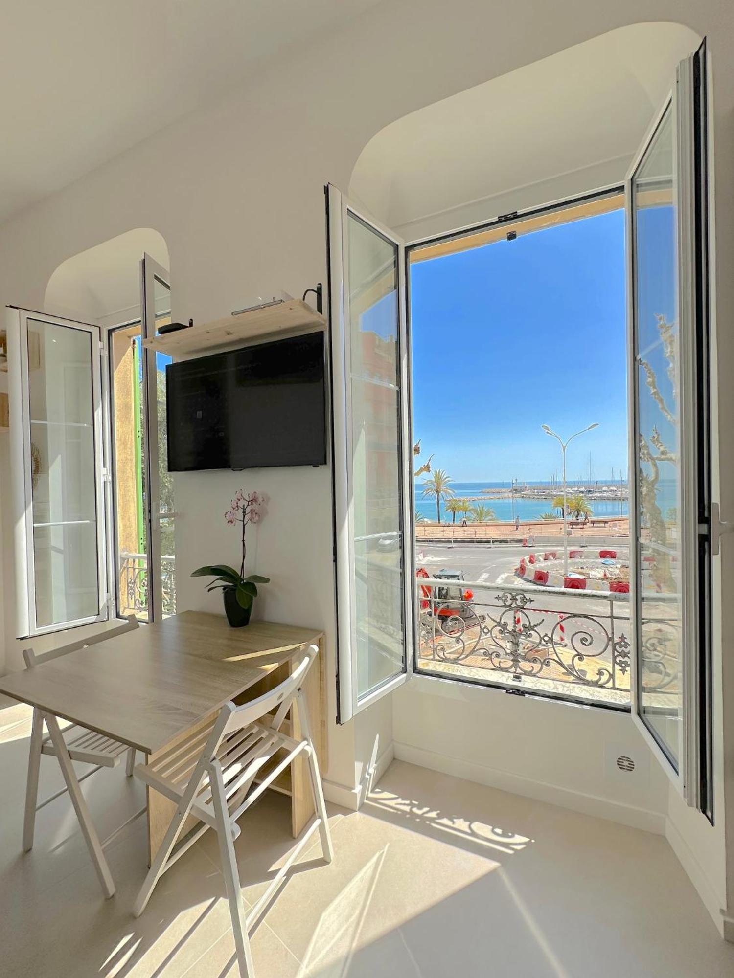 Menton # Monaco - F1 Gp - 4 Persons - Sea View - New - Parking - Clim - Premium - Beach And Sun Exterior foto